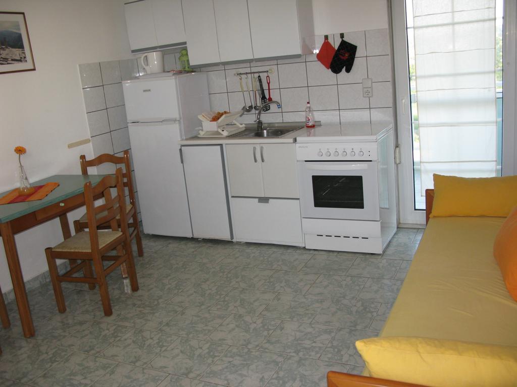 Seaview Aparthotel Неа-Потідея Номер фото
